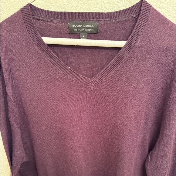 Banana Republic Other - Men’s purple banana republic v neck sweater size S